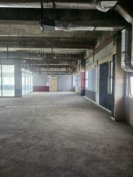 Sea Avenue (D15), Retail #510895261